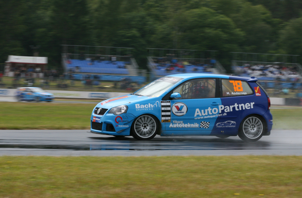 Martin Andersen i hesteskoen på Jyllandsringen
(Foto: Motorsporten.dk)